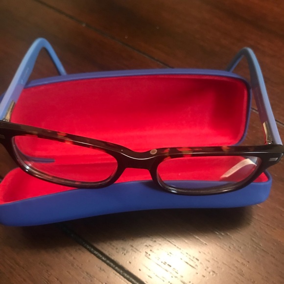 Eyeglasses - Picture 2 of 3